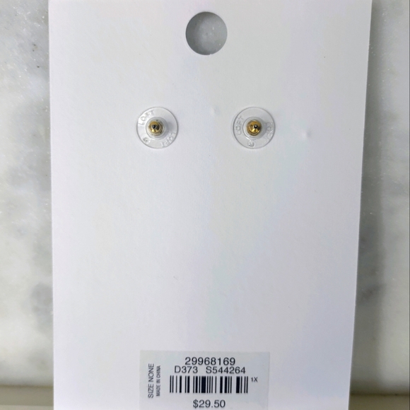 Loft Earrings - Picture 2 of 2